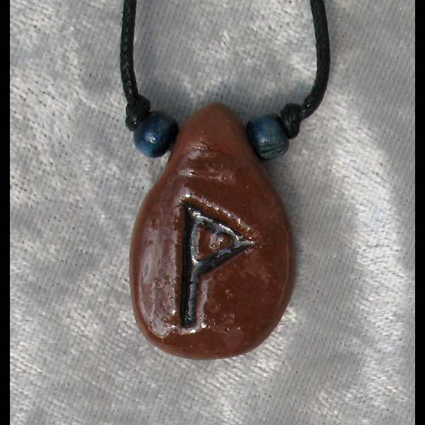 Collier Runique "Wunjo"